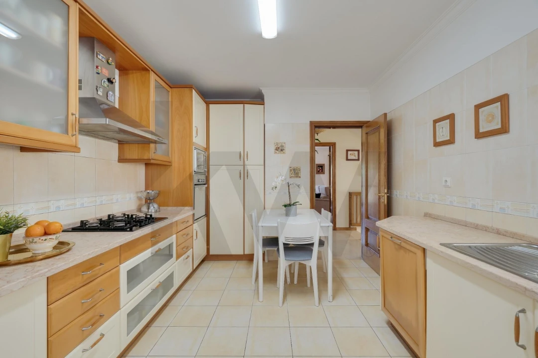 Moradia T3 para Venda em Venda do Pinheiro e Santo Estêvão das Galés Foto 15