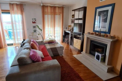 Apartamento T5 para Venda em Castelo Branco