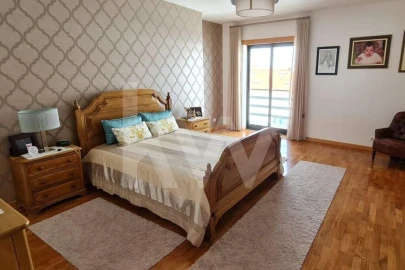 Apartamento T5 para Venda em Castelo Branco