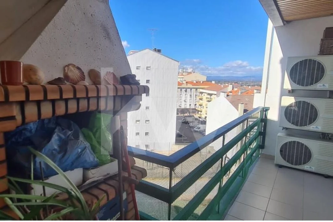 Apartamento T5 para Venda em Castelo Branco Foto 22
