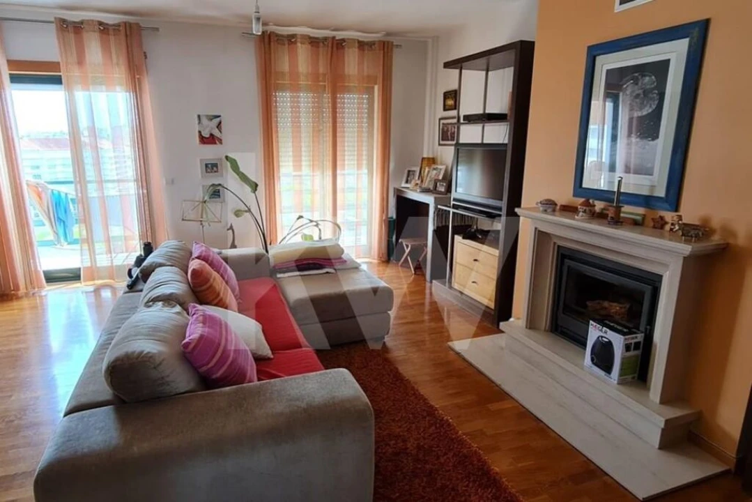 Apartamento T5 para Venda em Castelo Branco Foto 30