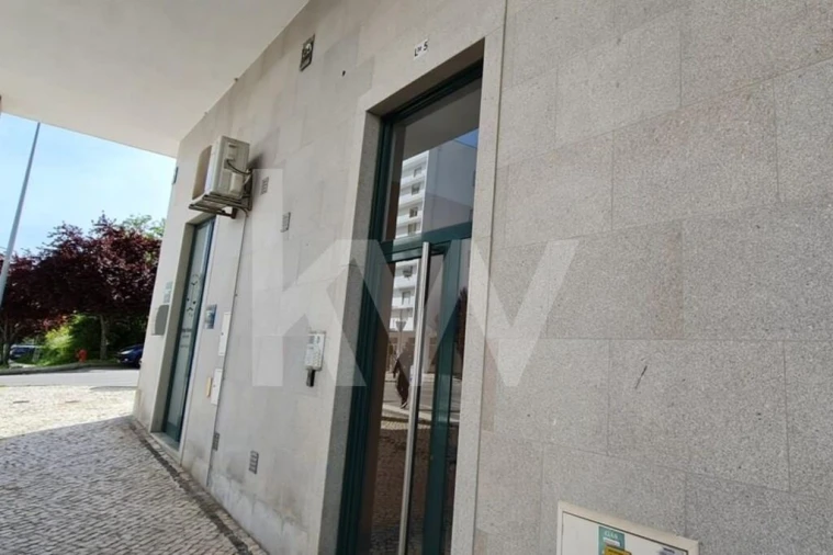 Apartamento T5 para Venda em Castelo Branco Foto 29