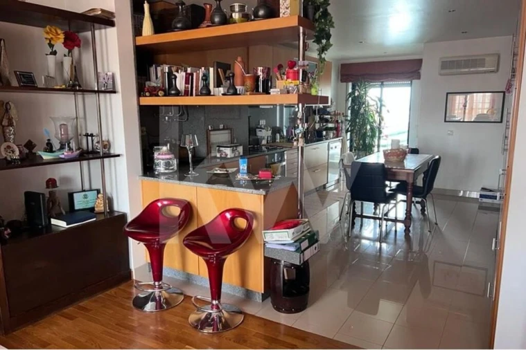 Apartamento T5 para Venda em Castelo Branco Foto 7