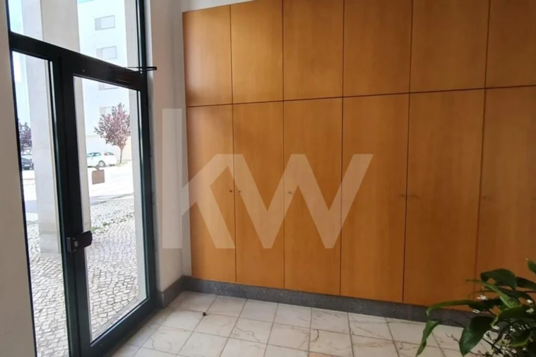 Apartamento T5 para Venda em Castelo Branco Foto 28