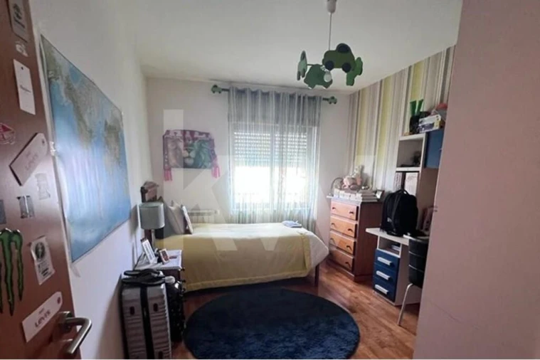 Apartamento T5 para Venda em Castelo Branco Foto 12