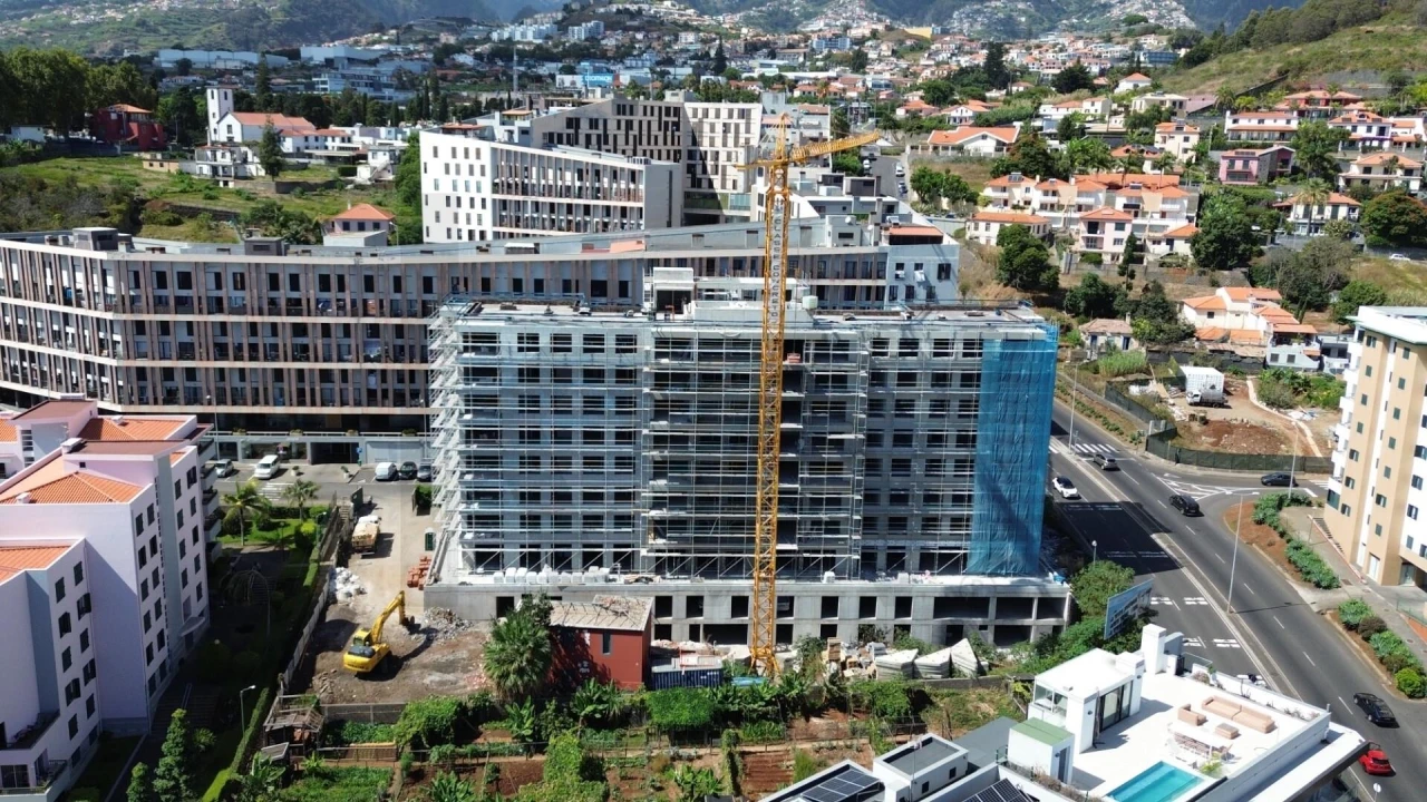 Apartamento T2 para Venda em São Martinho Foto 35