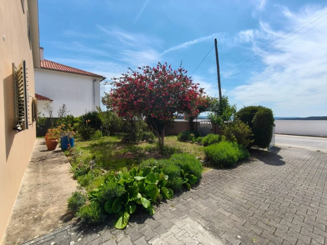 Moradia T4 para Venda em Figueiró dos Vinhos e Bairradas Foto 3