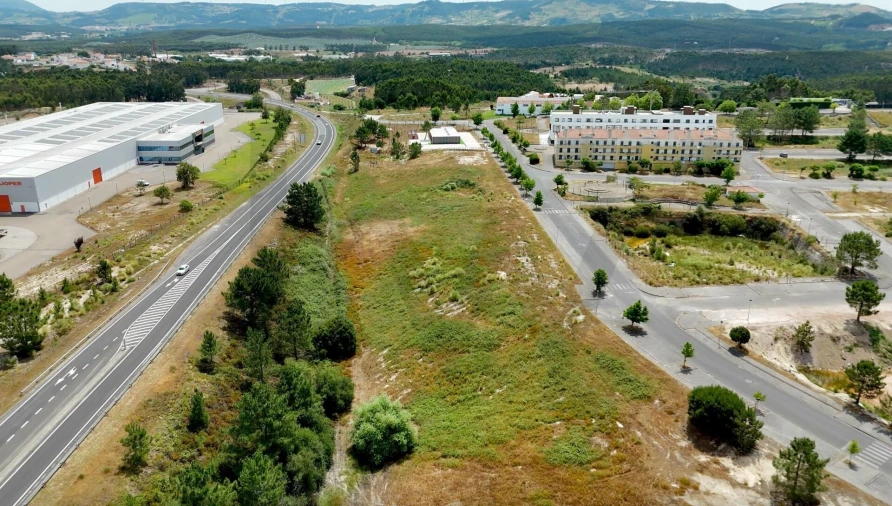 Terreno para Venda em Ramalhal Foto 4