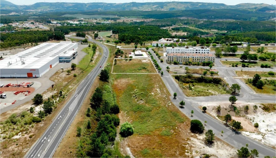 Terreno para Venda em Ramalhal Foto 3