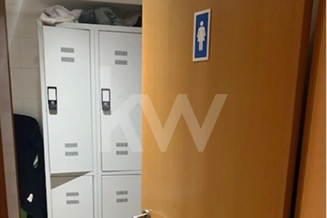 Loja para Venda em Rio de Mouro Foto 13