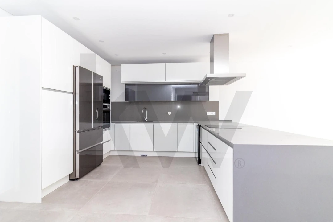 Apartamento T2 para Venda em Loule (São Sebastião) Foto 2