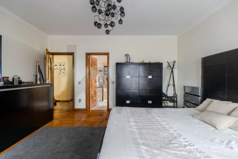 Moradia T4 para Venda em Lousado Foto 7