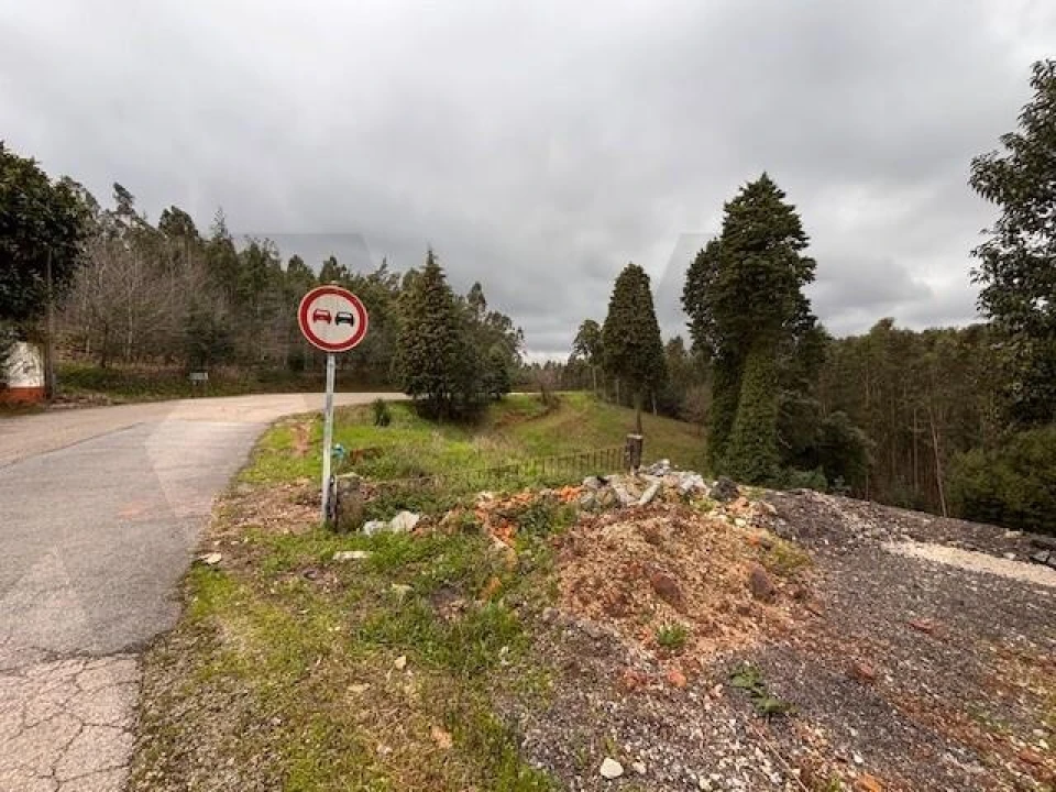 Terreno para Venda em Moita Foto 32