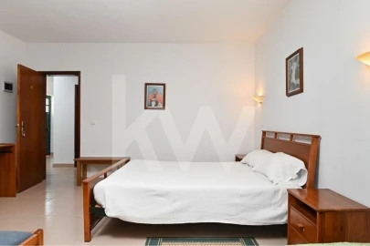 Moradia T5 para Venda em Azeitão (São Lourenço e São Simão)