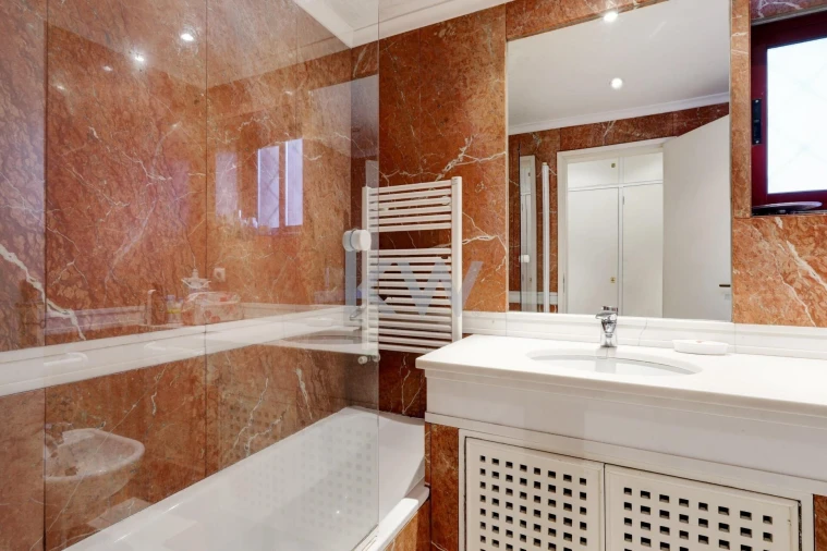 Moradia T5 para Arrendamento em Oeiras e São Julião da Barra, Paço de Arcos e Caxias Foto 19