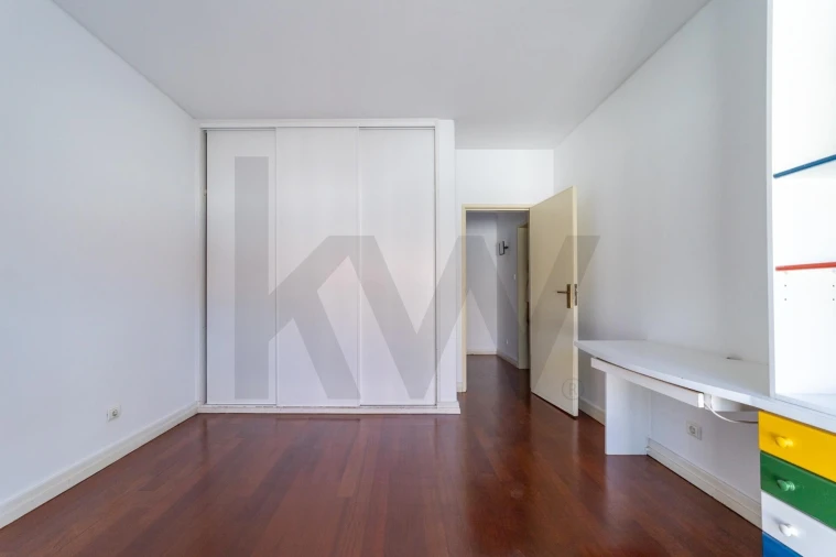 Moradia T5 para Arrendamento em Oeiras e São Julião da Barra, Paço de Arcos e Caxias Foto 22