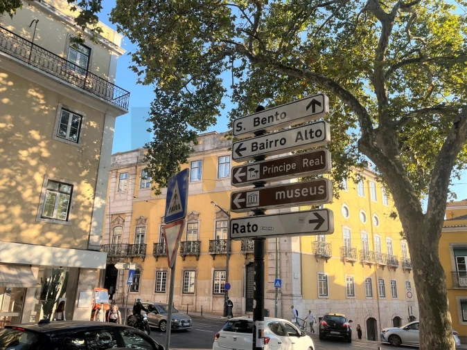 Apartamento T4 para Venda em Santo António Foto 5