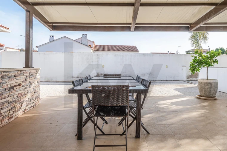 Moradia T4 para Venda em Vendas Novas Foto 35