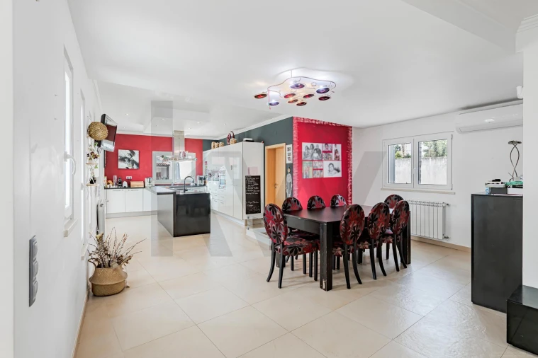 Moradia T4 para Venda em Vendas Novas Foto 8