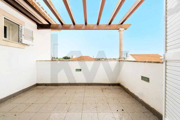 Moradia T4 para Venda em Vendas Novas Foto 37