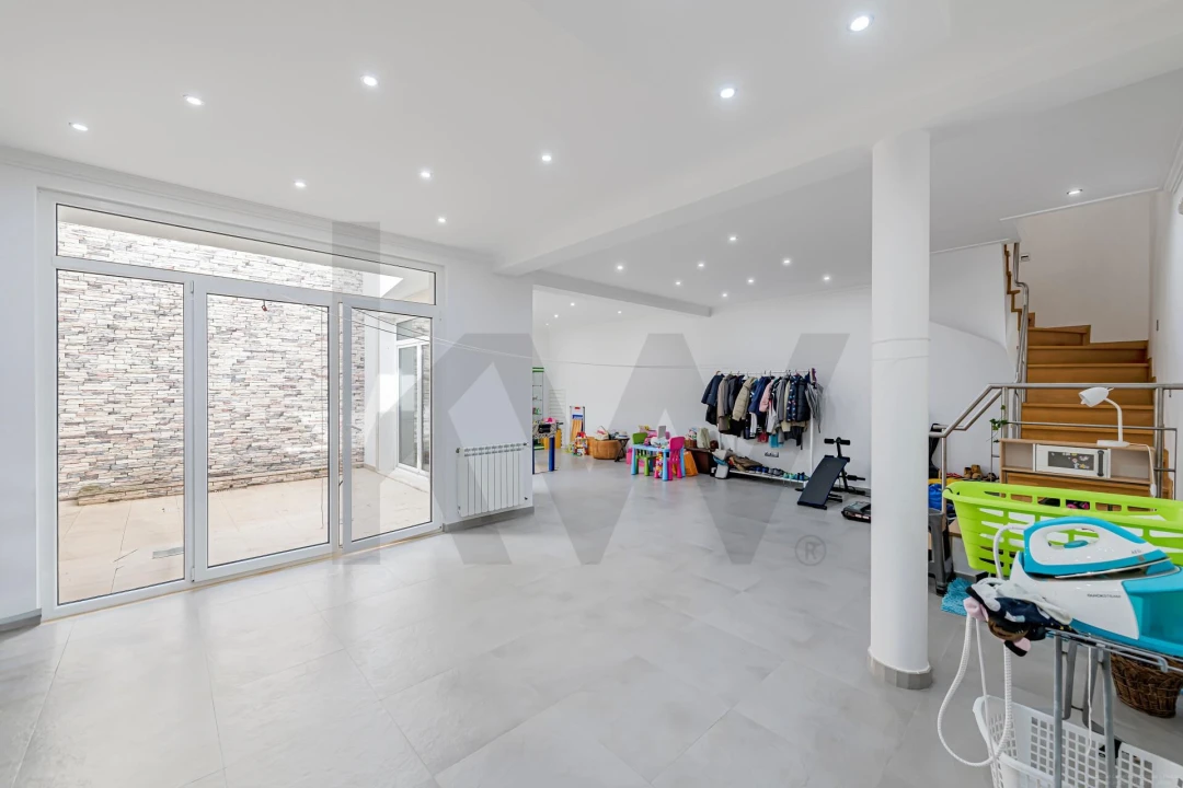 Moradia T4 para Venda em Vendas Novas Foto 28