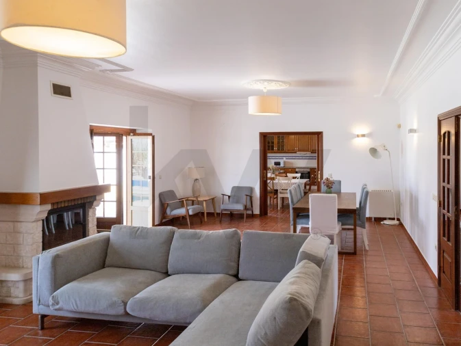 Moradia T4 para Arrendamento em Moita dos Ferreiros Foto 54