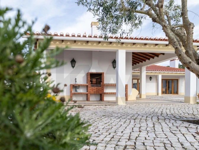 Moradia T4 para Arrendamento em Moita dos Ferreiros Foto 9