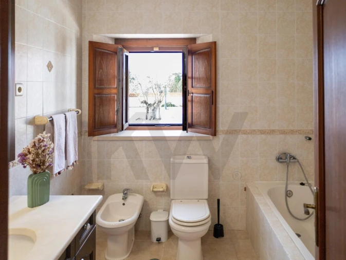 Moradia T4 para Arrendamento em Moita dos Ferreiros Foto 25