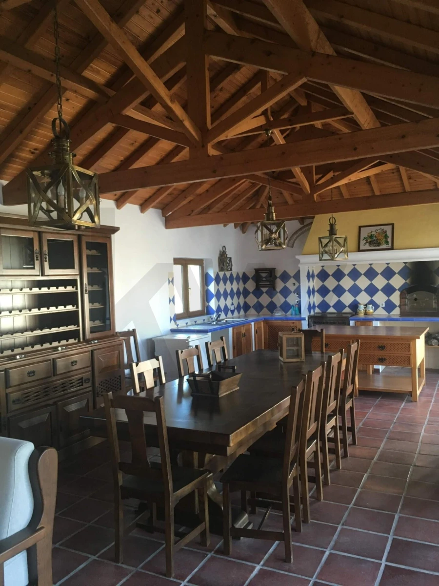 Moradia T4 para Arrendamento em Moita dos Ferreiros Foto 34