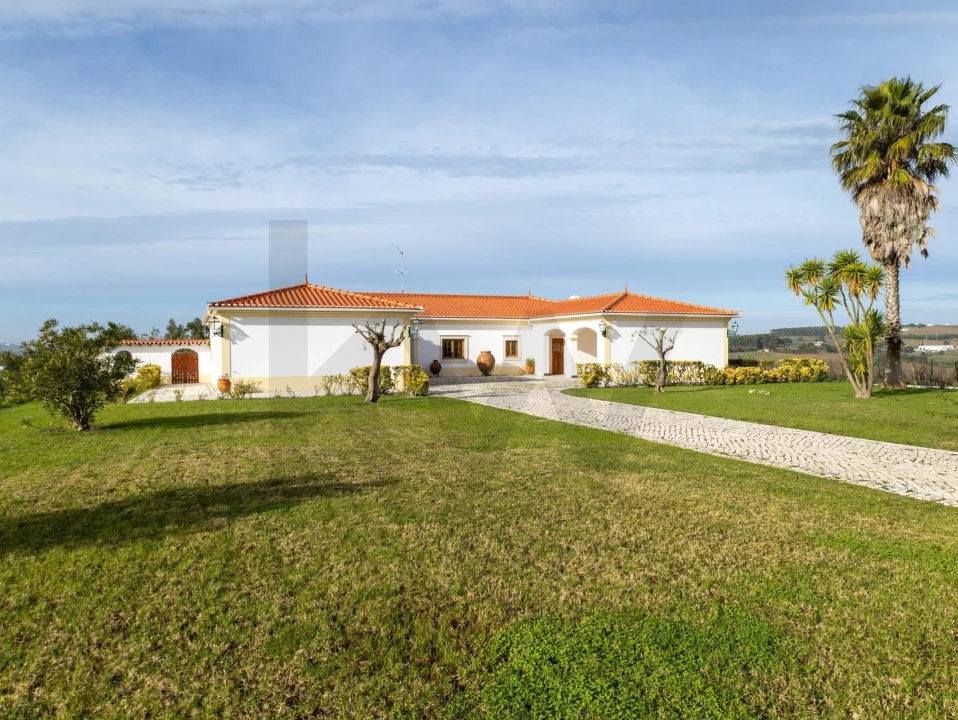 Moradia T4 para Arrendamento em Moita dos Ferreiros Foto 16