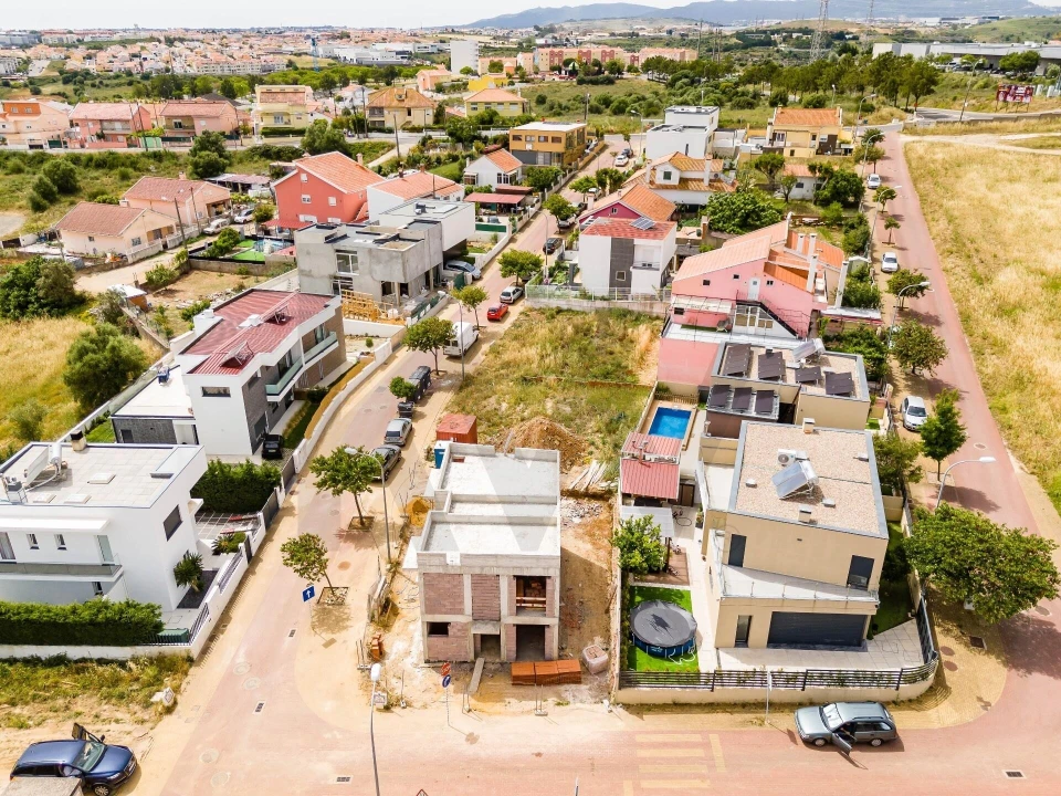 Moradia T3 para Venda em Porto Salvo Foto 15