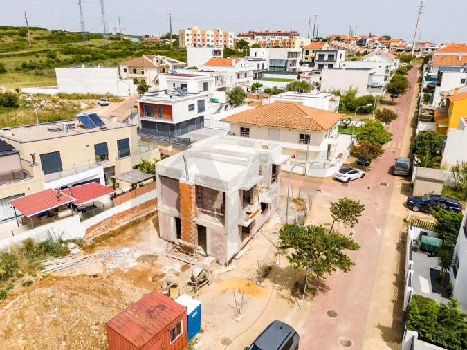 Moradia T3 para Venda em Porto Salvo Foto 20