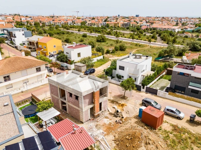 Moradia T3 para Venda em Porto Salvo Foto 12