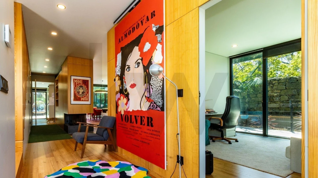 Moradia T4 para Venda em Ponta Delgada (São José) Foto 15