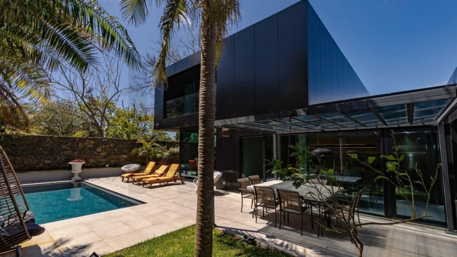 Moradia T4 para Venda em Ponta Delgada (São José) Foto 4