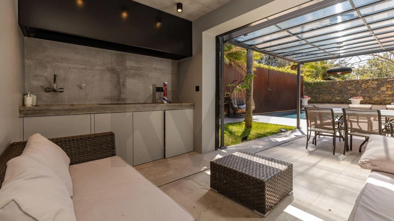 Moradia T4 para Venda em Ponta Delgada (São José) Foto 5