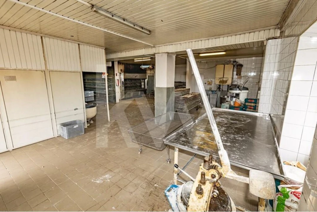 Moradia T4 para Venda em Pilar da Bretanha Foto 6