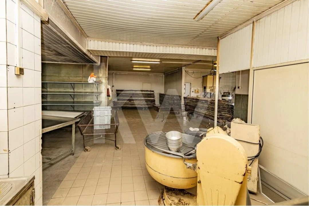 Moradia T4 para Venda em Pilar da Bretanha Foto 9