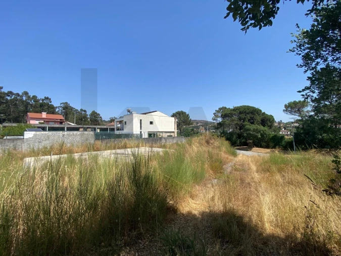 Terreno para Venda em Aguiar de Sousa Foto 7