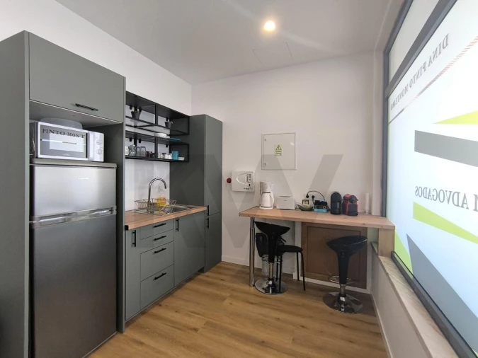 Escritório para Arrendamento em Ramada e Caneças Foto 14