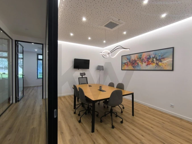 Escritório para Arrendamento em Ramada e Caneças Foto 8