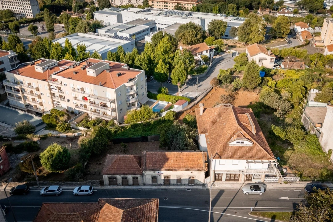 Terreno para Venda em São João da Madeira Foto 2