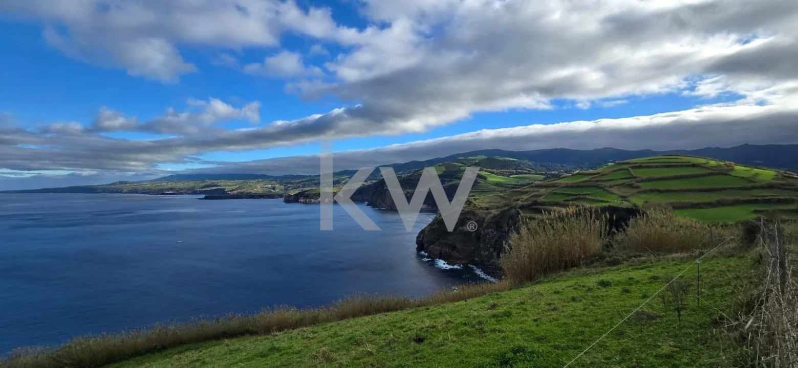 Terreno para Venda em Ribeirinha Foto 3