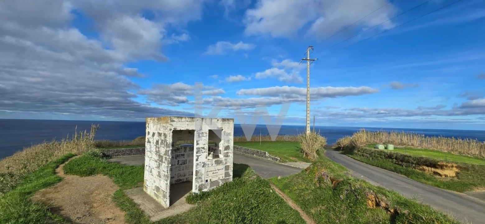 Terreno para Venda em Ribeirinha Foto 4
