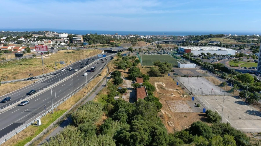 Terreno para Venda em Alcabideche Foto 4
