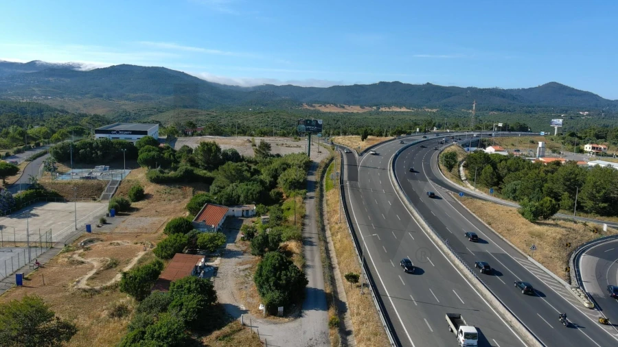 Terreno para Venda em Alcabideche Foto 14