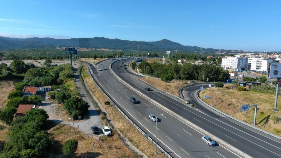 Terreno para Venda em Alcabideche Foto 8