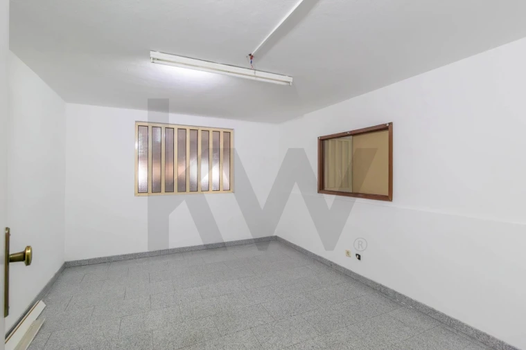 Loja para Venda em Mafamude e Vilar do Paraíso Foto 41