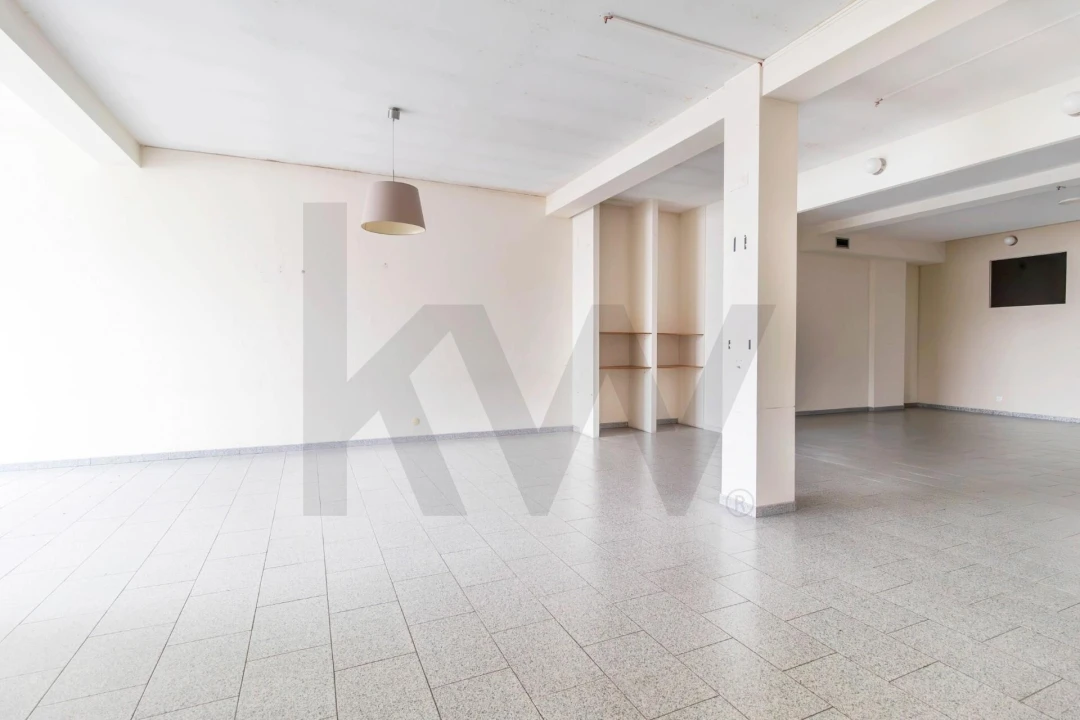 Loja para Venda em Mafamude e Vilar do Paraíso Foto 28