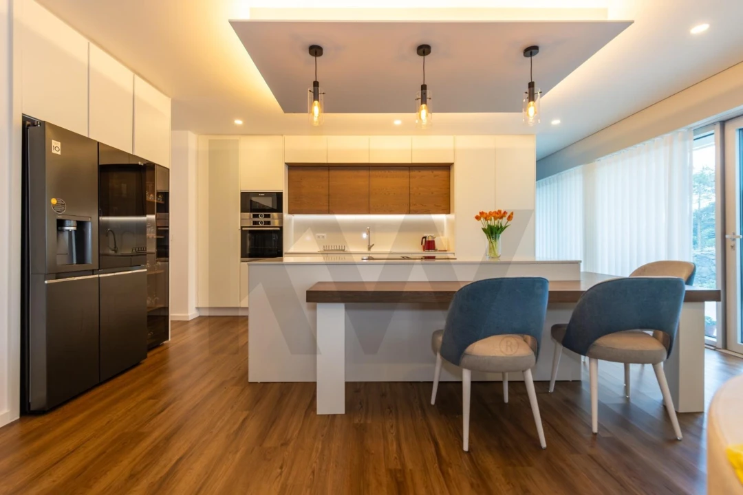 Moradia T3 para Venda em Capelas Foto 7